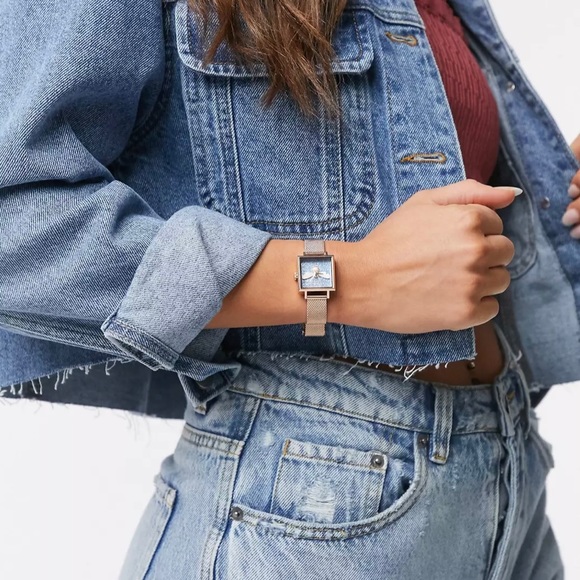 Brand new in the box beautiful Olivia Burton watch - Picture 3 of 12